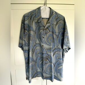 Tommy Bahama Blue Button-up XXL